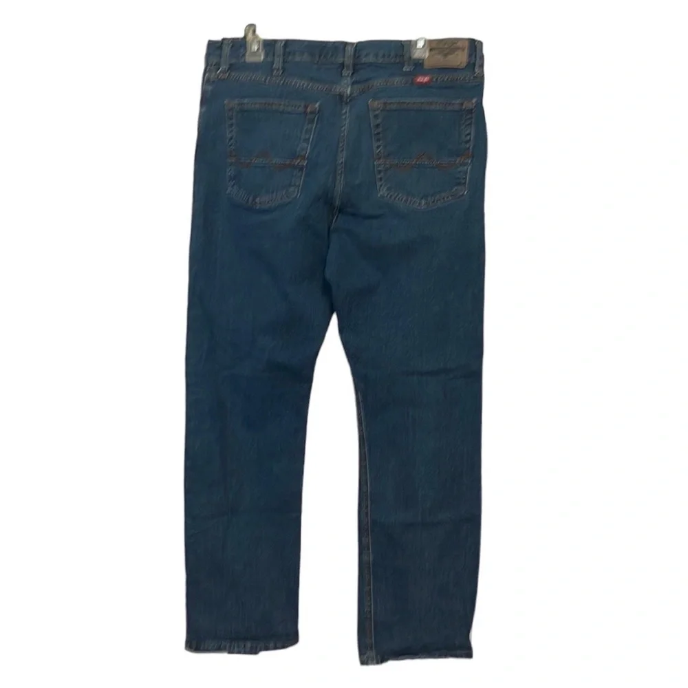 Wrangler Men’s EUC Straight Fit Jeans in EUC Dark Rinse Waist 36” Length 30” 🤠